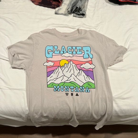 Vintage Graphic Tees for cheap! - Picture 4 of 4